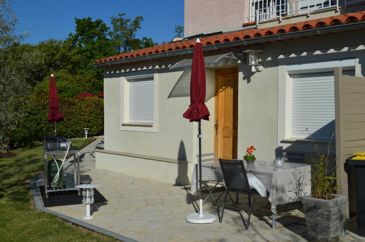 Villa Jalna Chambre, Suites Et Appartement Roquefort-les-Pins Exterior photo